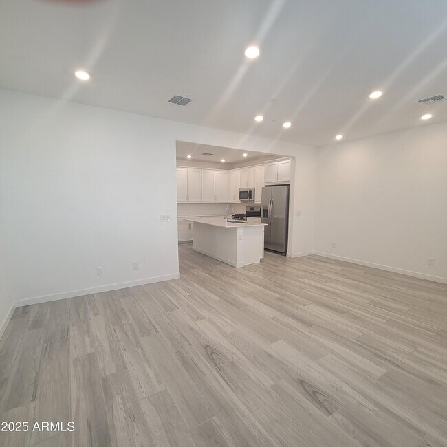 4077 S Sabrina Dr