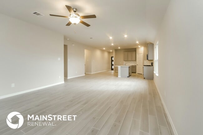 Photo - 610 Ellwood Terrace Ln