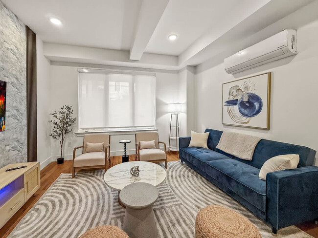 Photo - 236 W Thompson St Apartment Unit ID1055771P