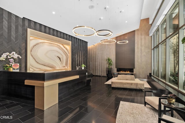 Photo - 1155 S Grand Ave Unidad 914