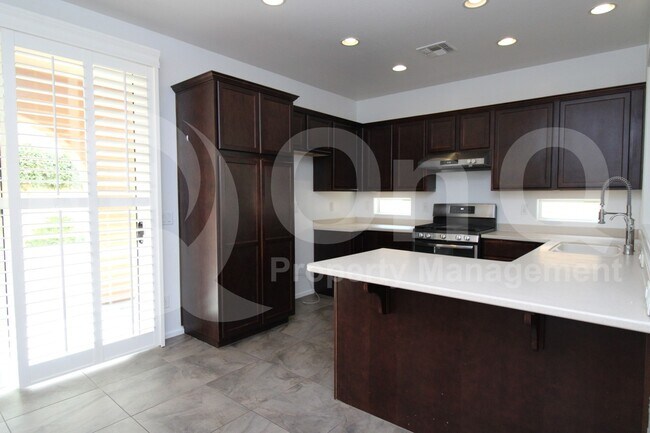 Photo - 9134 S Roberts Rd