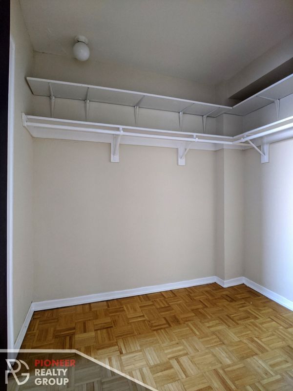 Photo - 739 W Belmont Ave Unit 307