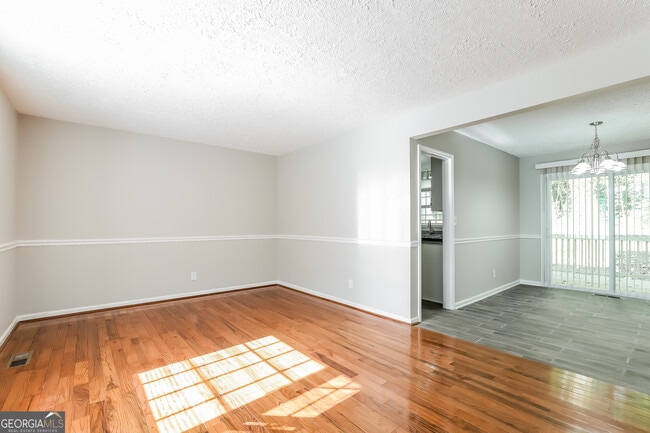 Photo - 4123 Hazel Nut Dr