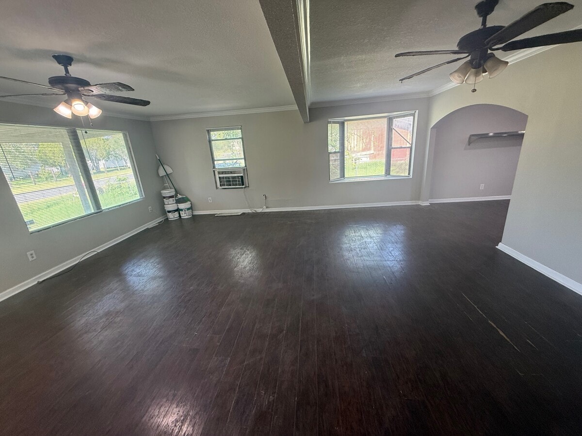 Photo - 620 Viewpoint Dr