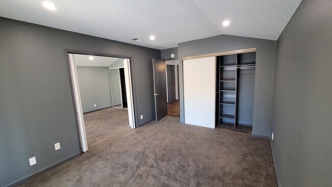 Photo - 108 Lexington Dr