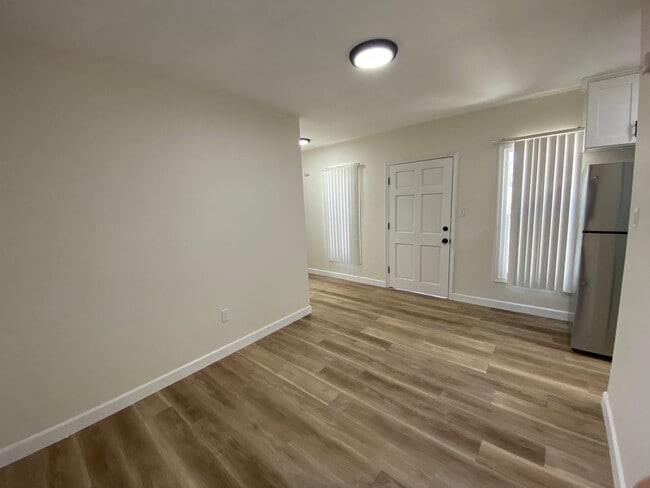 Photo - 1645 W Adams Blvd