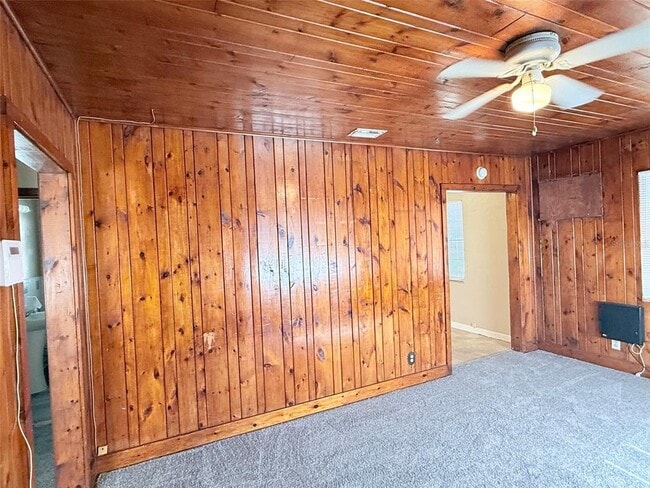 Photo - 2835 Dr. M.L.K. Jr St S