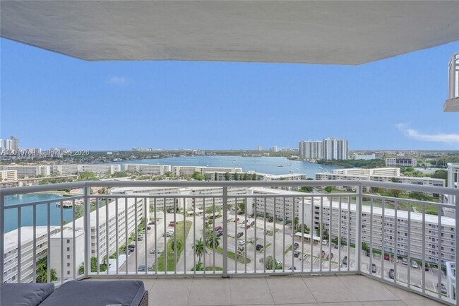 Photo - 18021 Biscayne Blvd Unit 1804