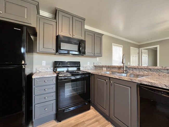 Building Photo - 85 W Sourwood Dr