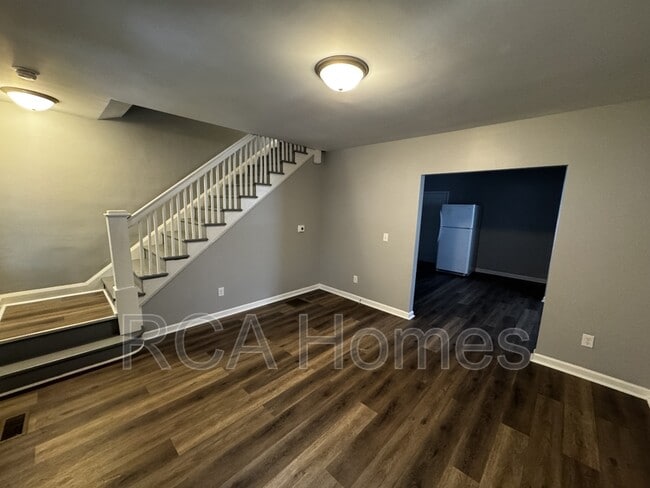 Photo - 3747 E Market St