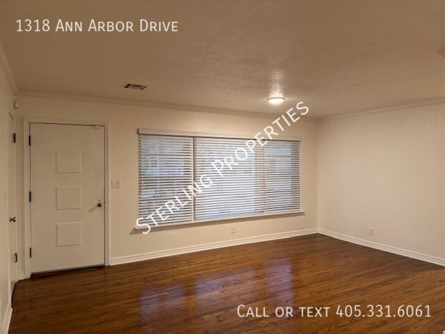 Photo - 1318 Ann Arbor Dr