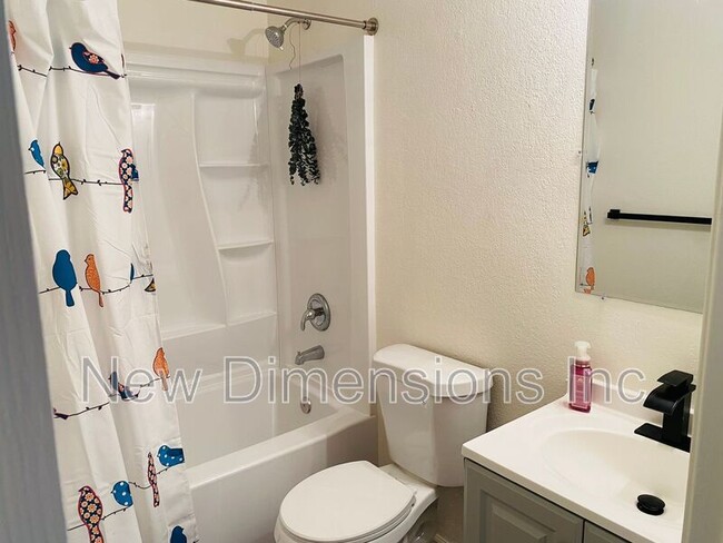 Photo - 192 N Nevada St
