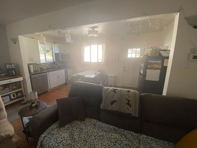 Photo - Amazing 1 bedroom ADU right near D.U.