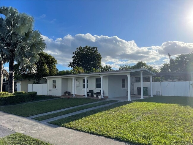 Photo - 10840 Westwood Lake Dr