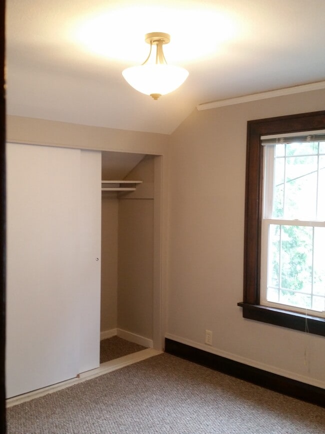 Photo - 936 Drake St Townhome