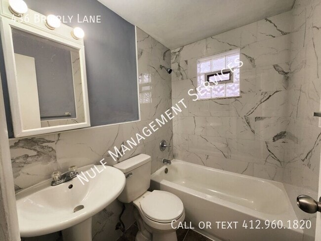 Photo - 436 Brierly Ln