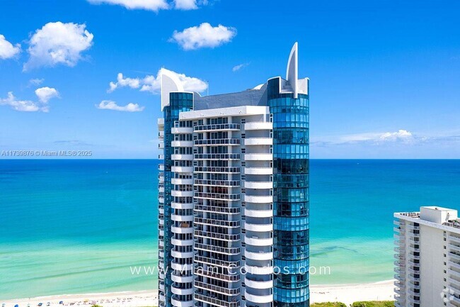 Building Photo - 6301 Collins Ave Rental