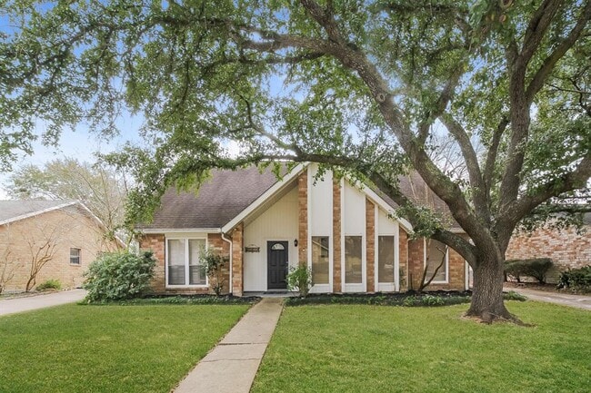 Photo - 21419 Park Willow Dr House
