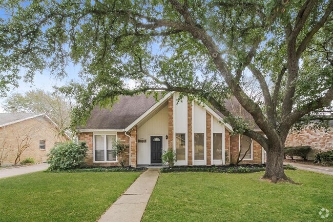 Building Photo - 21419 Park Willow Dr Rental
