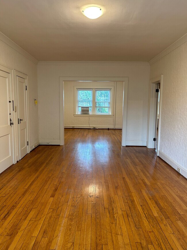 Photo - WINDSOR MANOR