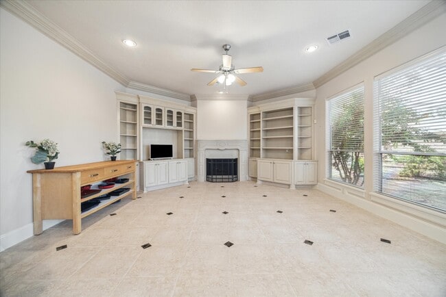 Photo - 718 Marywood Chase