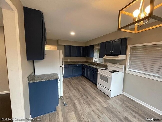 Photo - 3424 Toepfer Rd