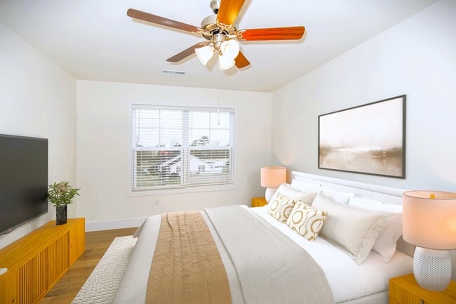 Photo - 2442 Legg Ln