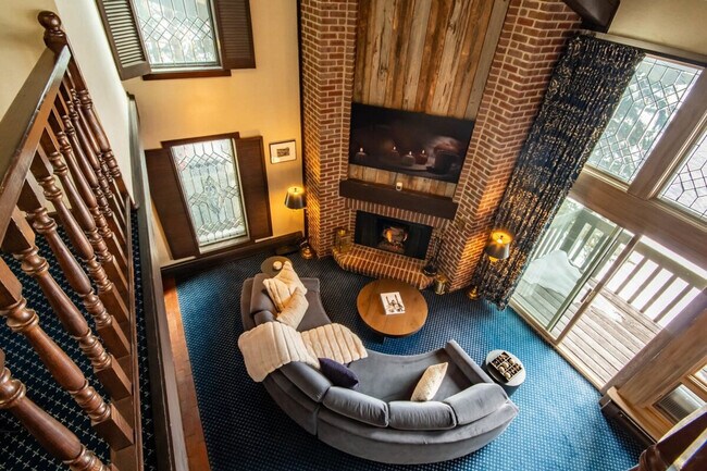 Building Photo - 70 Gallun Ln Unit ID1021490P