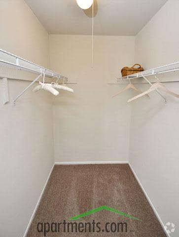 Closet - Tide Mill Apartments