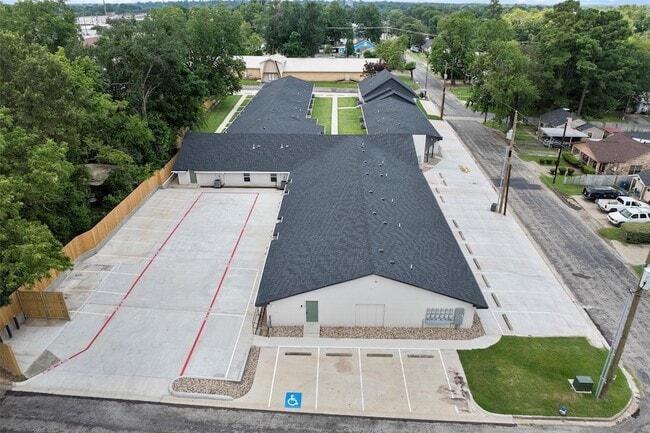 Photo - 316 W 7th St Unit 110