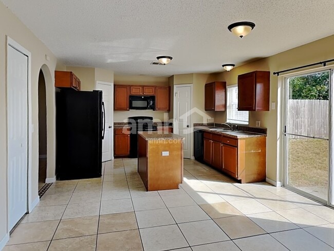 Photo - 16000 Wilkinson Dr