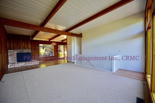 Photo - Hillside Home with Gorgeous Views, Close t...