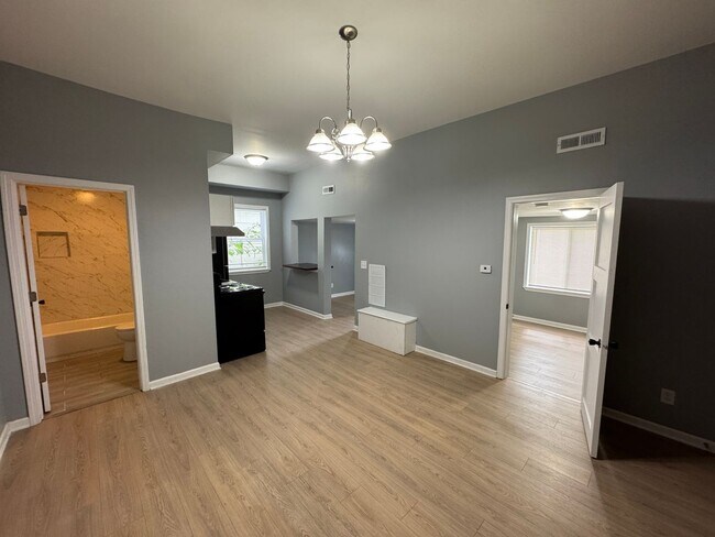 Photo - 1224 S Belmont Ave Unidad C
