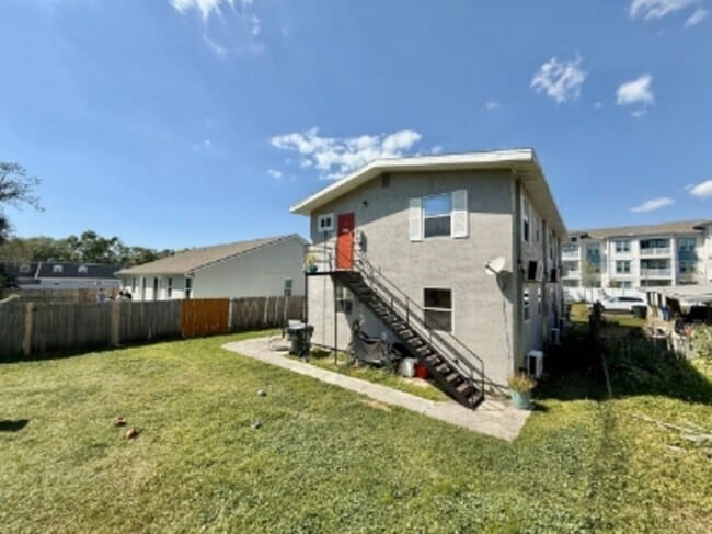 Photo - 1045 11th Ave NW