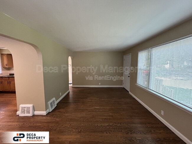 Photo - 7749 Utica Dr