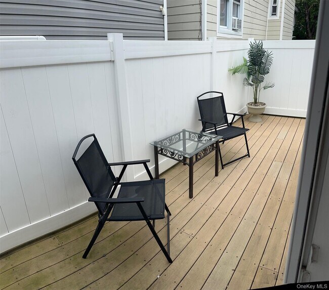 169A Beach 91st St