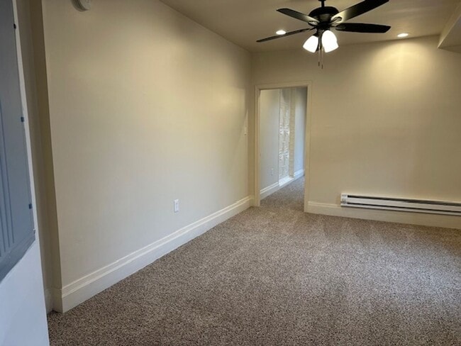 Photo - 570 Race St Unit 2