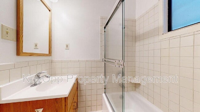 Photo - 2136 Hayes St