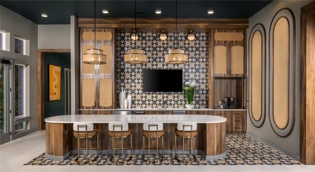 Photo - 100 Oakbrook Dr Unit A1-HC