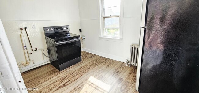 Photo - 130 S Rebecca Ave