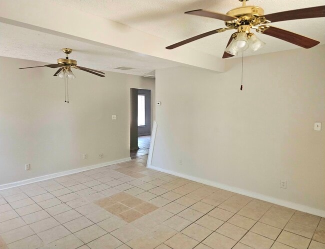 Photo - 422 Meriwether St