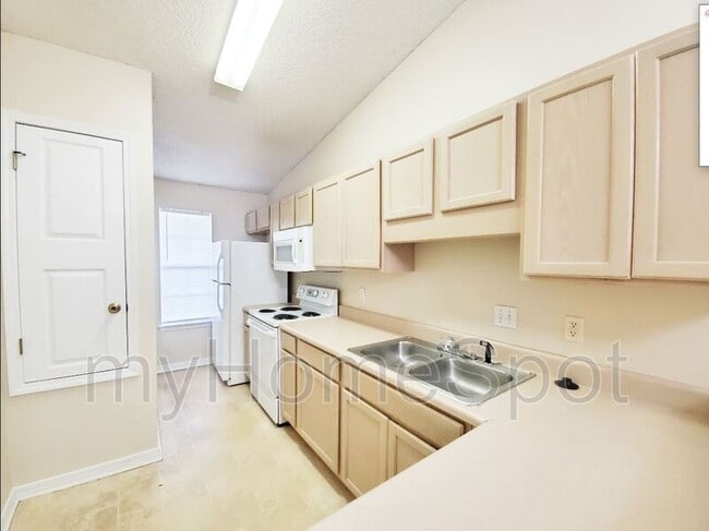Photo - 9580 Cobblebrook Dr