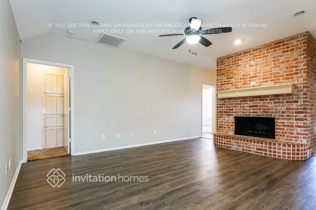 216 Edson Ave