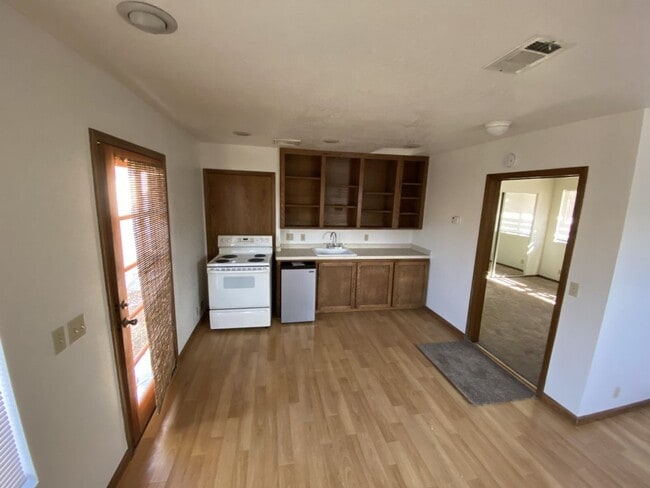 Photo - 7905 Curbaril Ave Unidad 7905 B