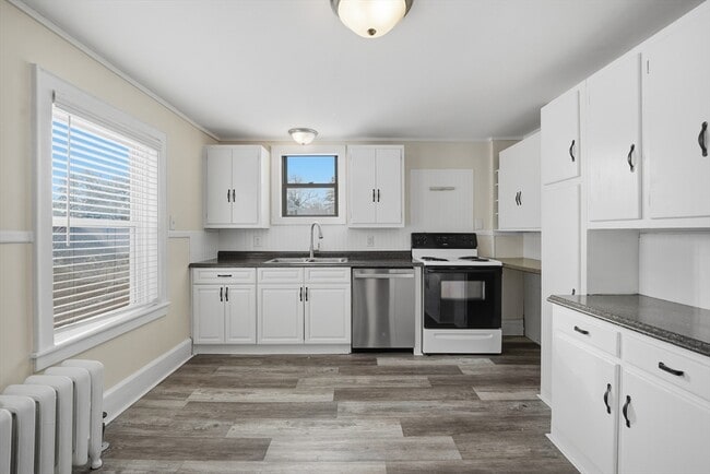 Photo - 115 Berkshire St Unit 2