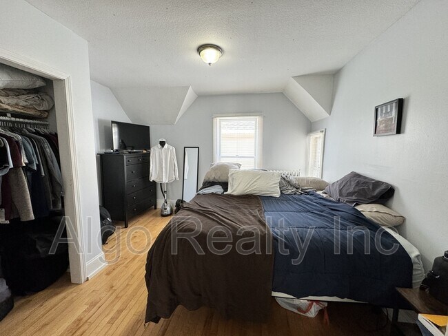 Photo - 648 Iglehart Ave