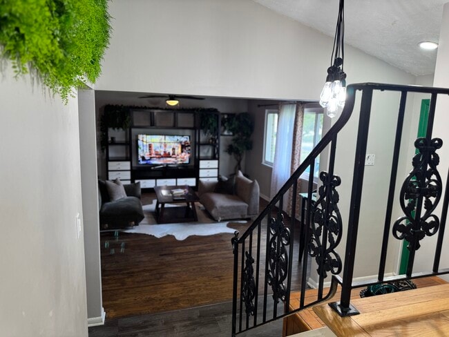 Photo - 3012 Ludlow Rd