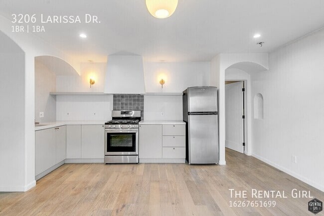 Photo - 3206 Larissa Dr