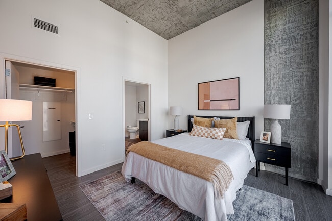 Photo - 888 at Grand Hope Park