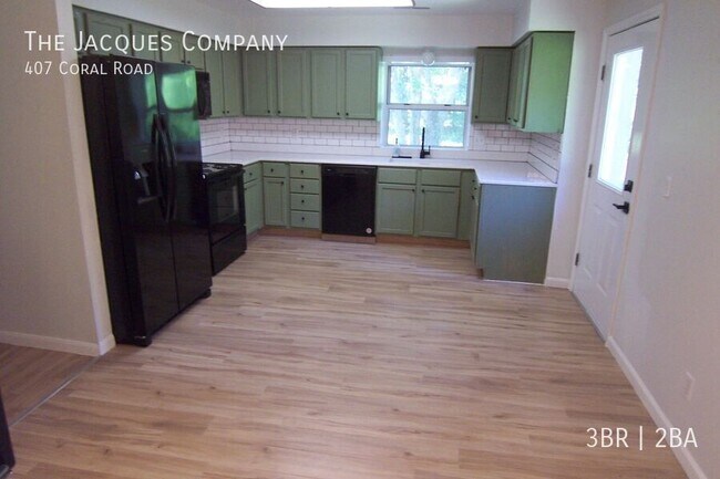407 Coral Rd
